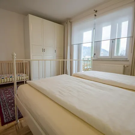 Apartment Marjetica *