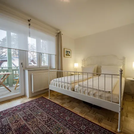 Apartment Marjetica *