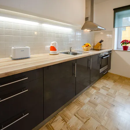 아파트먼츠 마제티카