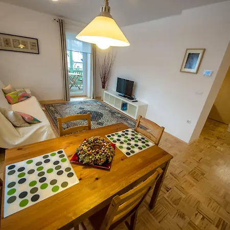 Apartment Marjetica *