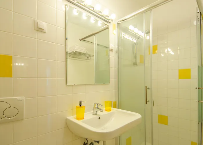 マルイェティカ *