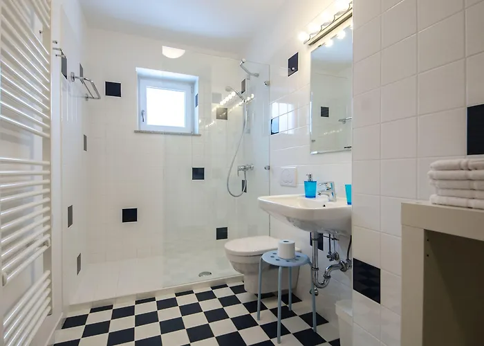 アパート マルイェティカ ブレッド