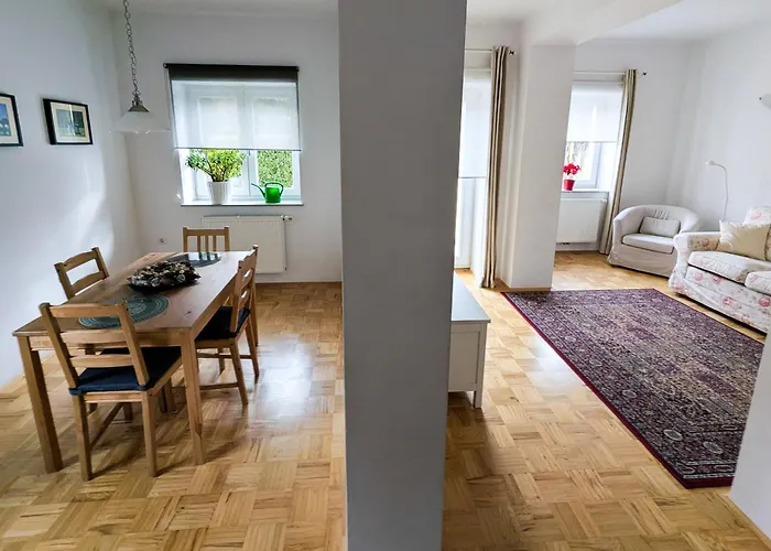 マルイェティカ アパート *